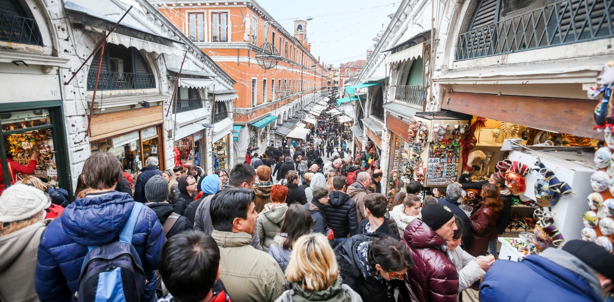 Rialto Bridge, Venice. Crowds shopping on the Rialto Bridge, Venice, Italy.