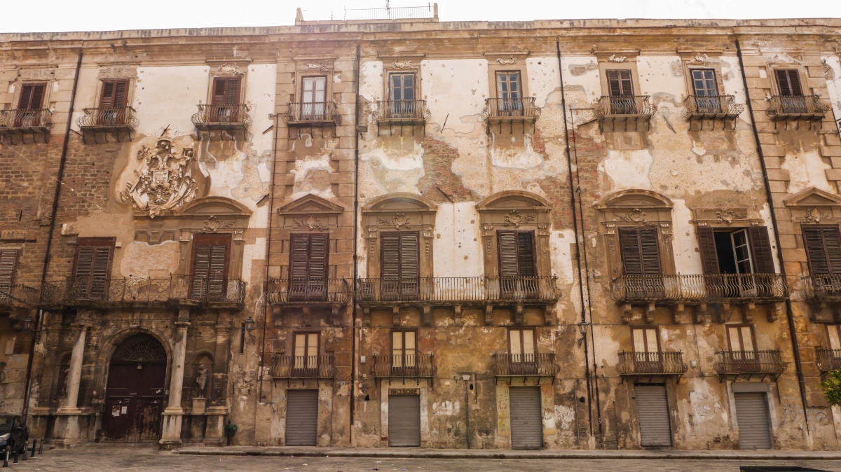 Secret palaces in Sicily. Palazzo Alliata di Pietratagliata.