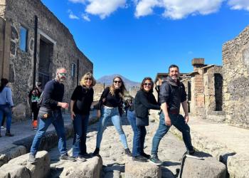 Pompeii Guided Tour from Rome with Wine & Lunch