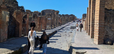 Pompeii Express