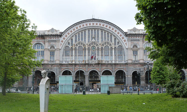 Turin Porta Nuova  Guide