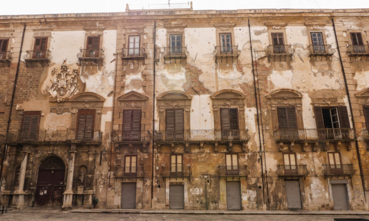 Secret palaces in Sicily. Palazzo Alliata di Pietratagliata.